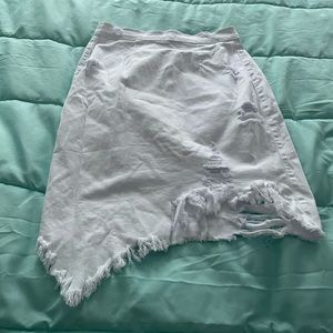 Distressed white skirt